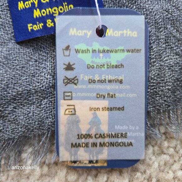 NWT Cashmere Plaid Lightweight Scarf FAIR TRADE Mary & Martha - Picture 5 of 11